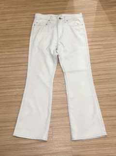 パンツ White flare denim pants swag flex Yoko フレアデニムパンツ swag yoko y2k - メルカリ