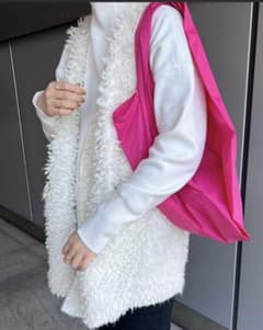 SHENERY ループヤーンニットベストのサムネイル