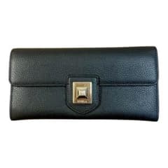 FURLA フルラ 長財布 ブラック レザー フラップ式 カード収納多数のサムネイル