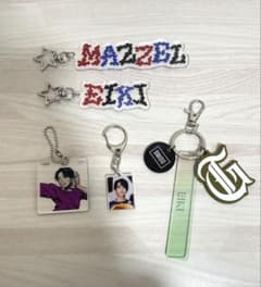 MAZZEL EIKI アクリルキーホルダー5点セットのサムネイル