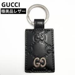 未使用級 グッチ GGインプリメ レザー キーホルダー リング チャーム黒 ロゴ