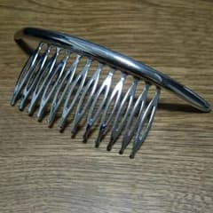 髪留めのサムネイル