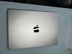 Apple MacBook Pro 14” M4 本体のサムネイル