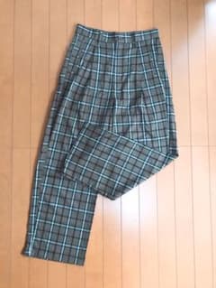 まるな様　専用商品（チェックのパンツとビームスのパンツ）のサムネイル