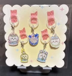映画ちいかわ めじるしアクセサリー 5個セットのサムネイル