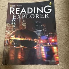 READING EXPLORER 4 Second Editionのサムネイル