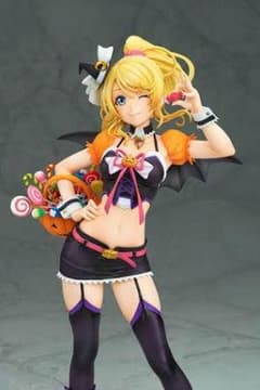 【値下げ可】ラブライブ  絢瀬絵里 フィギュア ハロウィン アルターのサムネイル