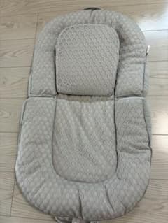 ベッドインベッド ベビー用寝具　折りたたみ　リバーシブル仕様　吐き戻し防止枕付のサムネイル