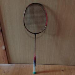 YONEX　アストロクス99プロ　4UG5 バドミントンラケットのサムネイル