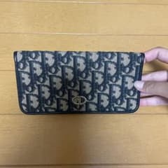 Dior 二つ折り財布 モノグラム柄のサムネイル