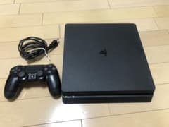 こぶちゃ専用！ps4 slim CUH-2100A 本体美品！のサムネイル