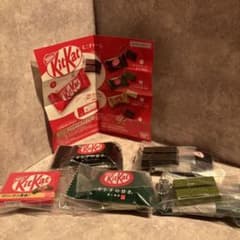 KitKat ミニチュアチャーム 5個セット ガチャガチャ キットカットのサムネイル