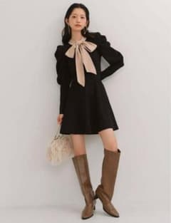 LILY BROWN ボウタイニットセットアップ BLK ブラックのサムネイル
