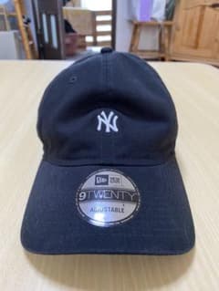New Era 9TWENTY ヤンキース ミニロゴ ローキャップのサムネイル