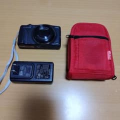 FUJIFILM FinePix F800EXR 富士フイルム デジカメ カメラのサムネイル