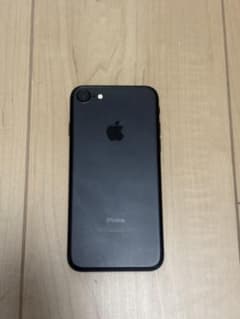 美品⭐︎Apple iPhone 7 32GB ブラック SIM フリーのサムネイル
