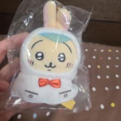 ちいかわ雨の日マスコット　うさぎのサムネイル
