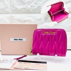 ♡美品♡ 人気モデル♪ miumiu マテラッセ　コインケース　パープルのサムネイル
