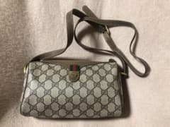 GUCCI グッチ ショルダーバッグのサムネイル