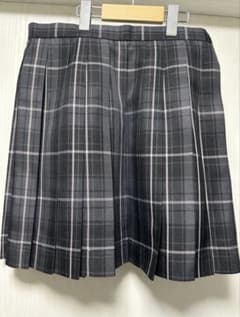 スクールスカート チェック柄 グレー【本日の18時まで1300円▶︎1150円】のサムネイル