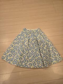 TOCCA　ブルー系　花柄フレアスカートのサムネイル