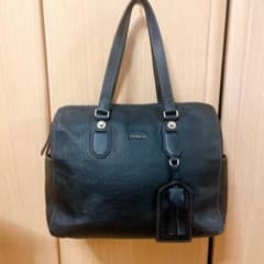 【超美品】FURLA フルラ レザートートバッグ ブラック タッセル付A4収納可のサムネイル