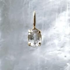 南ア産 フェナカイト 10金 ペンダントトップ（大） フェナカイト 10金 ペンダントトップ（小） - メルカリ