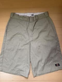 ディッキーズ（Dickies）のルーズフィットワークショーツ（モデル42283）のサムネイル