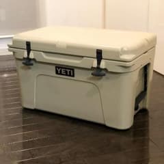 YETI クーラーボックス タンドラ 45 （イエティ）TUNDRAのサムネイル