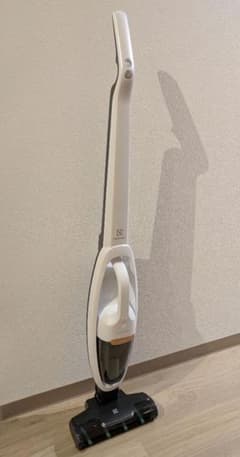 Electrolux Well Q7 スティッククリーナー WQ71-2BSWF - メルカリ