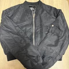 ZARA ボンバージャケット ブラックのサムネイル