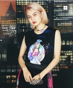 ヒステリックグラマーノースリーブTシャツのサムネイル