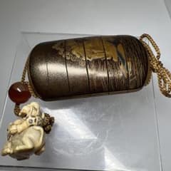 江戸時代 蒔絵六段印籠 荘ニ在銘 人物根付 トニチ 89g 東S8-0703ア㊲