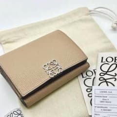 極美品 ロエベ アナグラム トライフォールド ウォレット コンパクト 三つ折り