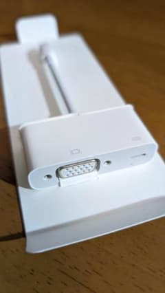 Lightning to VGA 어댑터