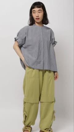 ニコアンド　袖フリルひんやり羽織プルオーバーのサムネイル