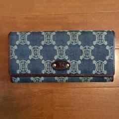 セリーヌ 財布のサムネイル
