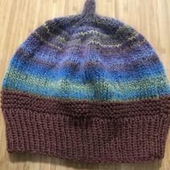 ハンドメイド　ニット帽　プレゼントにぜひのサムネイル