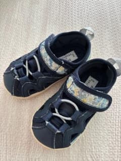 ネイビー花柄ストラップサンダル　14.0cm（※名前あり）のサムネイル