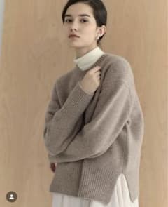 yonfa ヨンファ　vネックプルオーバー【タグ付き新品】 YONFA / 全商品