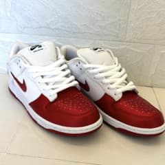 NIKE×supremeコラボスニーカーのサムネイル