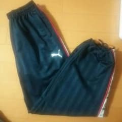 PUMAのジャージ赤のサムネイル