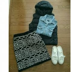 新品タグ付き ニット スカート ネイティブ柄 オルテガ柄 ZARA moussyのサムネイル