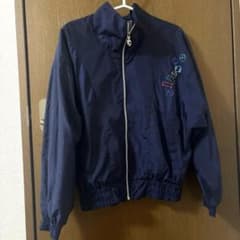 古着【ellesse】レディース　ナイロンブルゾン　ネイビーのサムネイル
