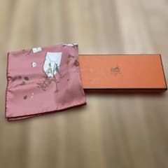 h*l様 HERMES スカーフ カレ 40花柄 ピンク系 h*l様 HERMES スカーフ カレ 40花柄 ピンク系 - メルカリ