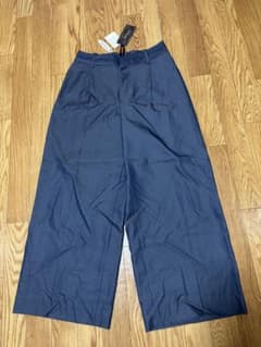 【新品タグ付】リフレクト　ワイドパンツ　オフィスカジュアル 旅行にも！　11/Lのサムネイル