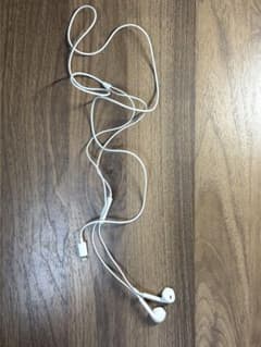 Apple純正品Lightningコネクタ 有線イヤホン ホワイトのサムネイル