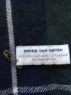 本日出品最終価格♪DRIES VAN  NOTEN大判チェック ストールのサムネイル
