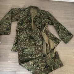 自衛隊　迷彩服のサムネイル