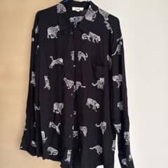 CELINE 長袖シャツ 黒地 白動物柄 39 - メルカリ